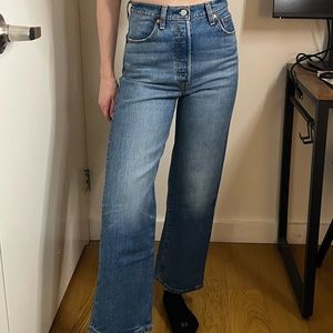 Levi’s Ribcage Straight Leg Jeans
